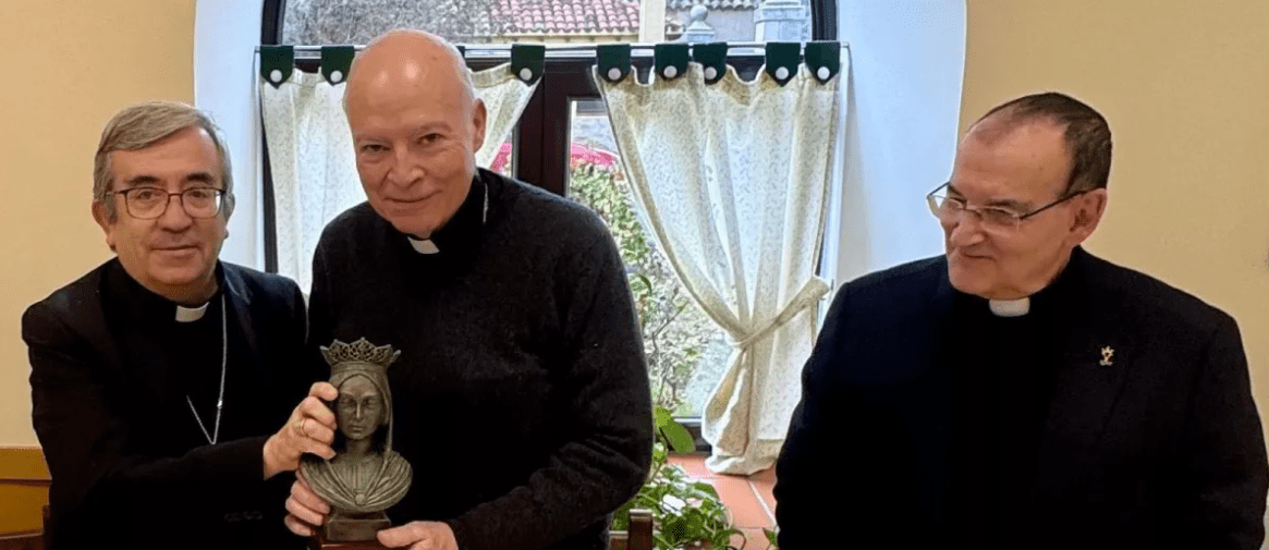 El arzobispo de México muestra su apoyo a la causa de beatificación de la Reina Isabel la Católica